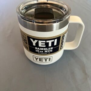 10 Yeti Rambler in white